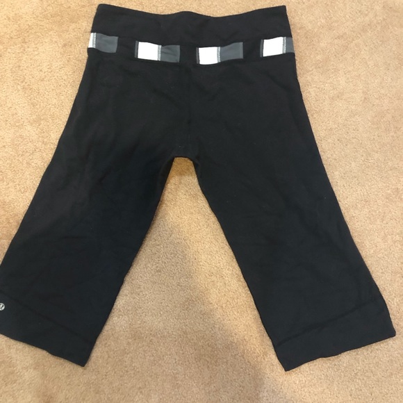 LULULEMON CROPS - Picture 4 of 4